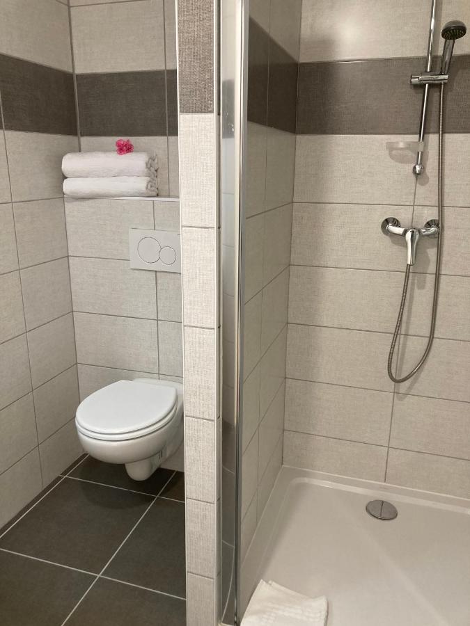 Pavillon De L'Etang Apartman Châteauneuf-du-Rhône Kültér fotó