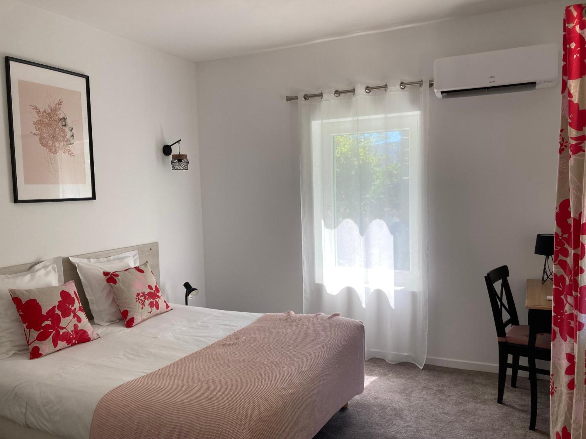 Pavillon De L'Etang Apartman Châteauneuf-du-Rhône Kültér fotó
