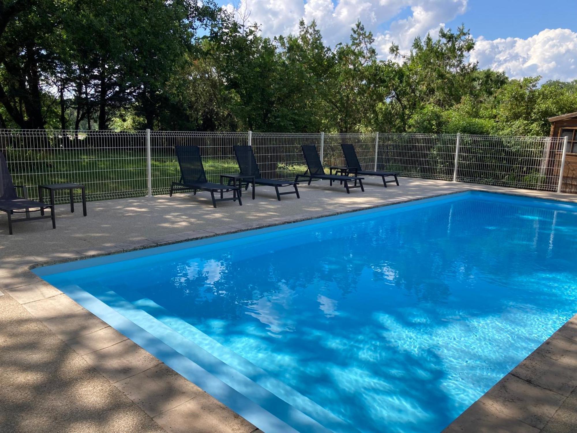 Pavillon De L'Etang Apartman Châteauneuf-du-Rhône Kültér fotó